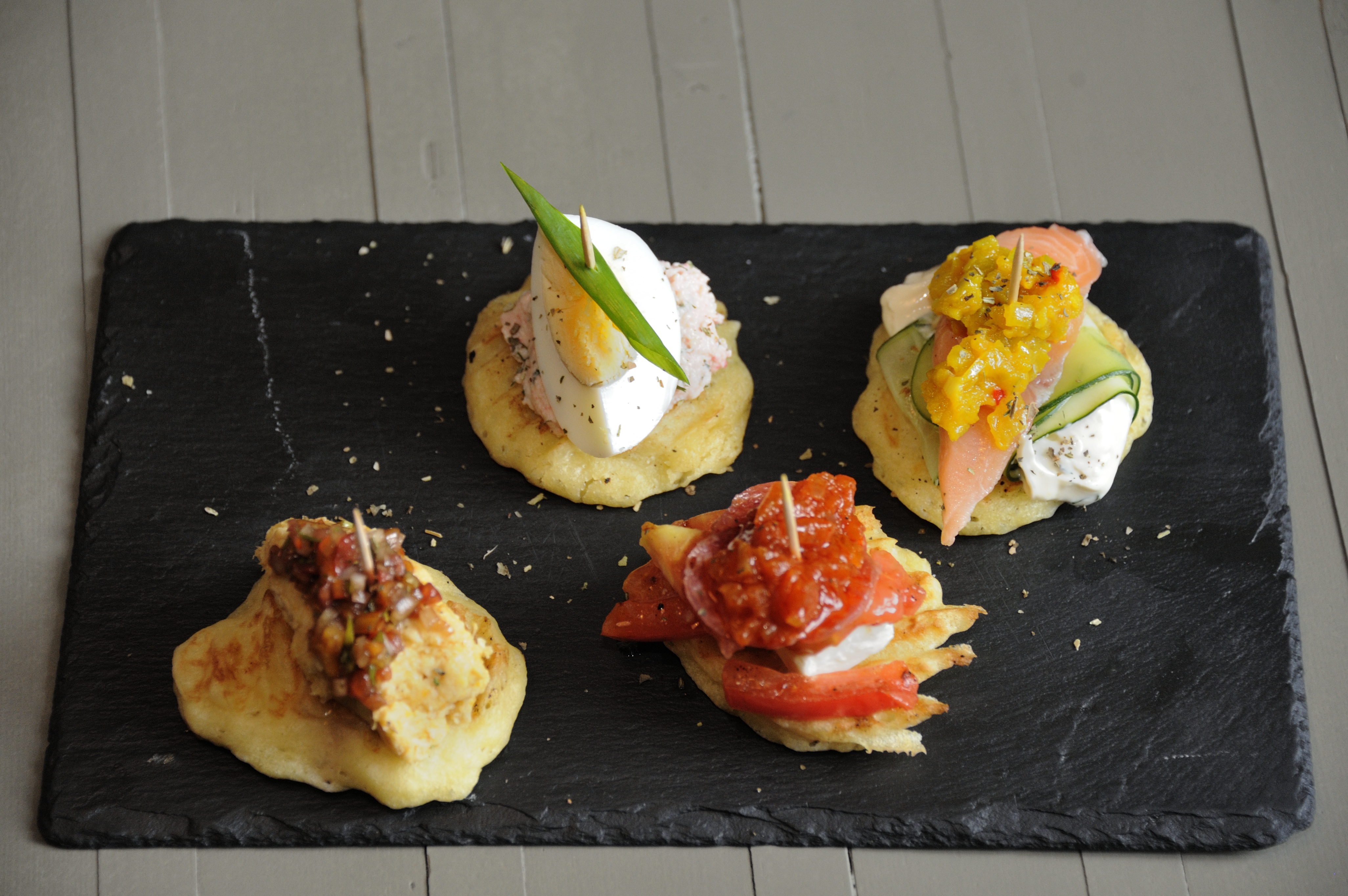 "Пинчос" - фирменная закуска в "Баре разбитых сердец"