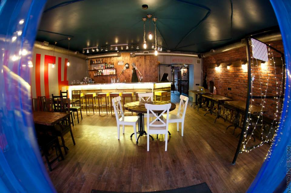 Интерьер митерии CHUK