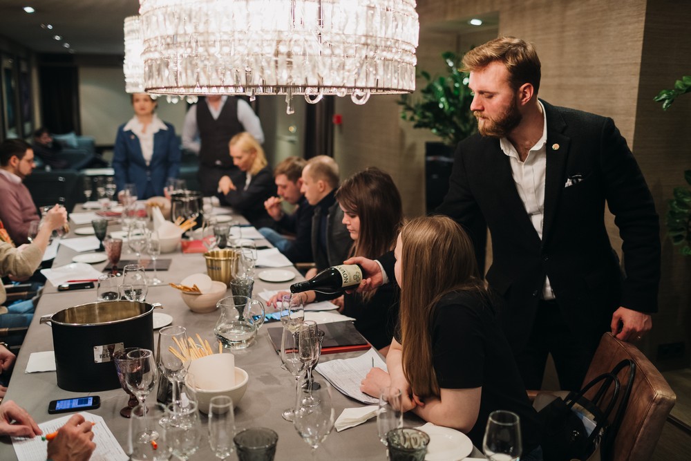 Сомелье NOVIKOV GROUP 